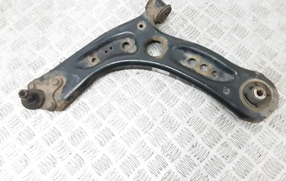Volkswagen Golf VII Front lower control arm/wishbone 5Q0407151J