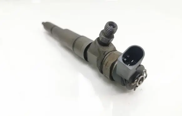 BMW 5 E60 E61 Fuel injector 7794435 0445110209