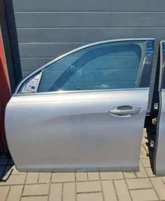 Peugeot 308 Front door
