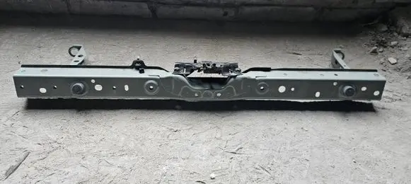 Nissan Leaf I (ZE0) Top upper radiator support slam panel 