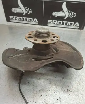 Mercedes-Benz C W204 Front wheel hub spindle knuckle 20401