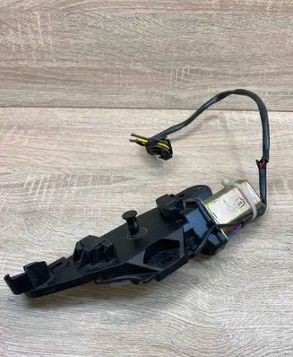 BMW 5 E39 Tailgate/trunk/boot lift motor 8362371 E0458903 FS578VA