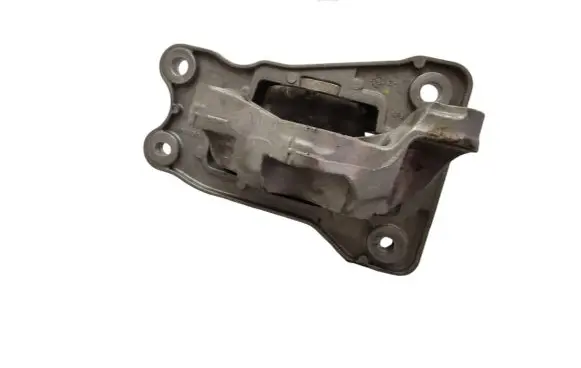 Volvo XC90 Engine mount bracket 31686960