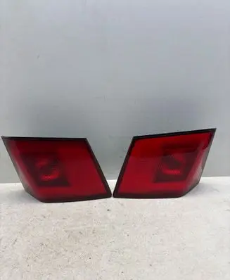 Mitsubishi Carisma Tailgate rear/tail lights 51197 E303