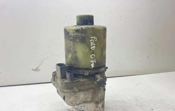 Volkswagen Polo IV 9N3 Power steering pump 6Q0423156AB 10112006 6Q1423051AK