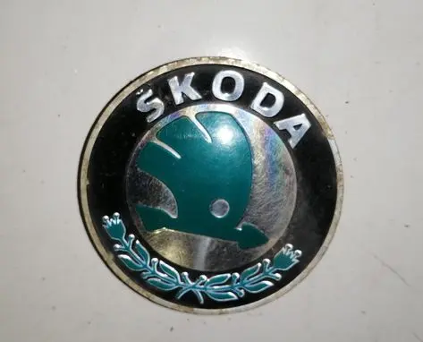 Skoda Octavia Mk2 (1Z) Original wheel cap 6U0601151L