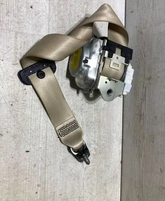 Audi A4 S4 B9 Rear seatbelt 8w0857805b