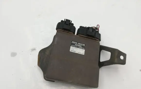 Toyota Avensis Verso Fuel injection control unit/module 8987120030 1310001041