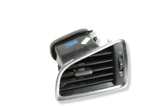 Suzuki SX4 S-Cross Dashboard side air vent grill/cover trim 7364061M0