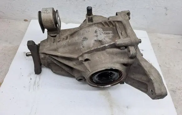 Mercedes-Benz C W205 Rear differential A2053510008