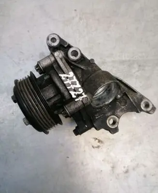 Mercedes-Benz A W169 Water pump A6402010001