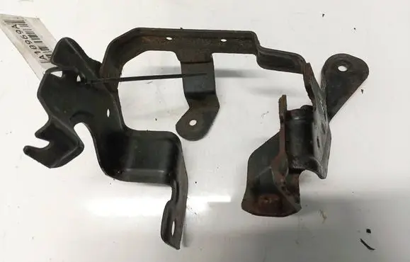 Ford Galaxy Engine mounting bracket 6G913K738AC
