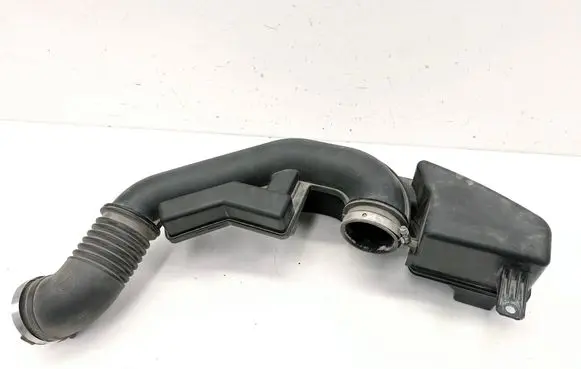 Subaru Impreza V Intake resonator 