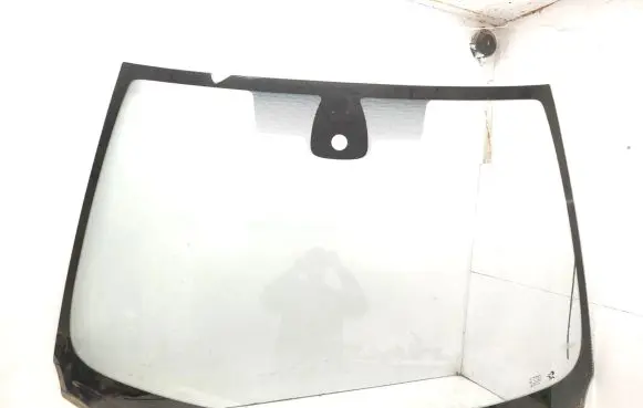 Renault Laguna III Front windscreen/windshield window 43R008594 M122 AS1
