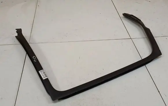 Renault Scenic II - Grand scenic II Other rear door trim element 8200167199