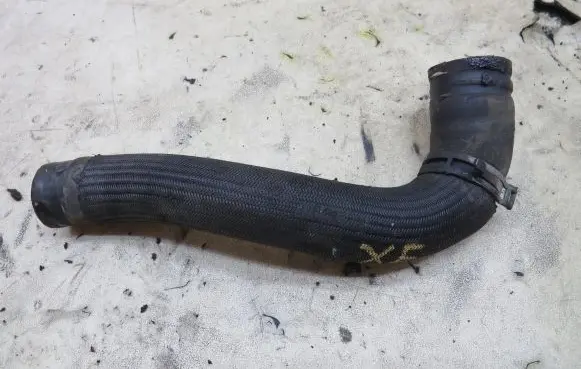 Jaguar XE Engine coolant pipe/hose