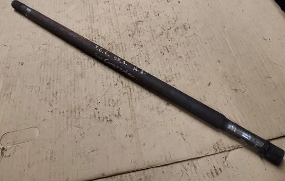 Jeep Grand Cherokee Front driveshaft