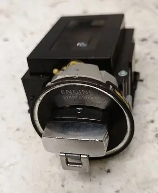 Volkswagen PASSAT B7 Ignition lock 3C0905843AD 33303601 11603003368345