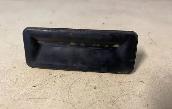 Skoda Octavia Mk2 (1Z) Tailgate release/open handle 