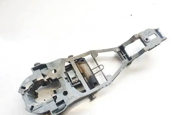 Volkswagen Jetta V Front door exterior handle 1K0837885