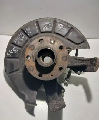 Skoda Octavia Mk2 (1Z) Front wheel hub
