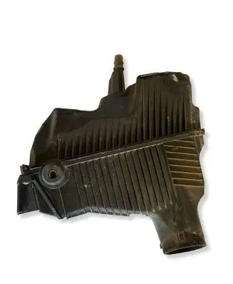 Renault Megane II Air filter box 