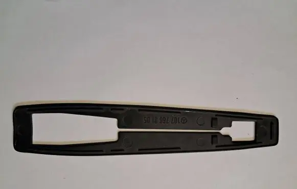 Mercedes-Benz SL R107 Front door exterior handle 1077660105