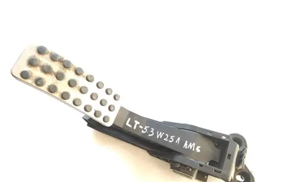 Mercedes-Benz R W251 Accelerator throttle pedal A1643000104