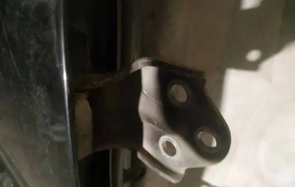 Hyundai H-1, Starex, Satellite Front door upper hinge