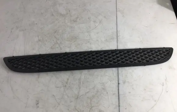 Peugeot Boxer Front bumper upper radiator grill 1307987070