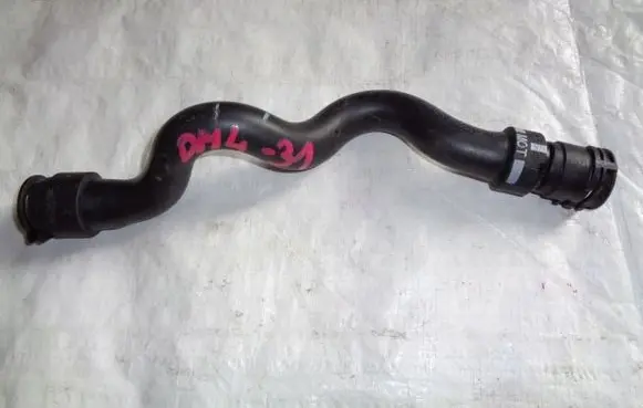 Citroen C4 Cactus Engine coolant pipe/hose 9678822280