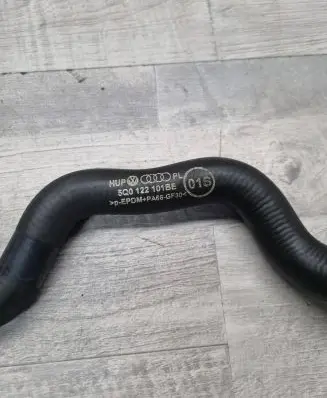 Volkswagen Golf VII Engine coolant pipe/hose 5Q0122101BE