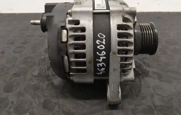 Fiat Tipo Generator/alternator 52083172 68457601AA 1042111271