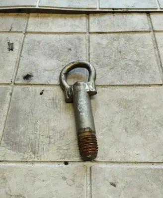 Ford C-MAX I Towing hook eye 