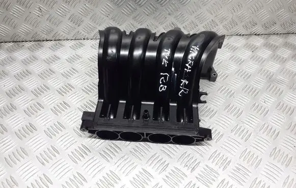 Nissan Micra Intake manifold