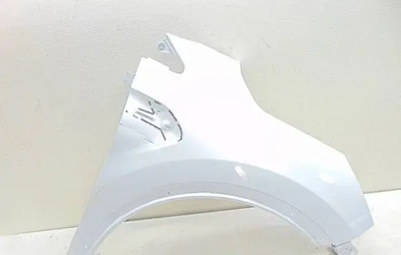 Renault Captur II Fender 631009055R