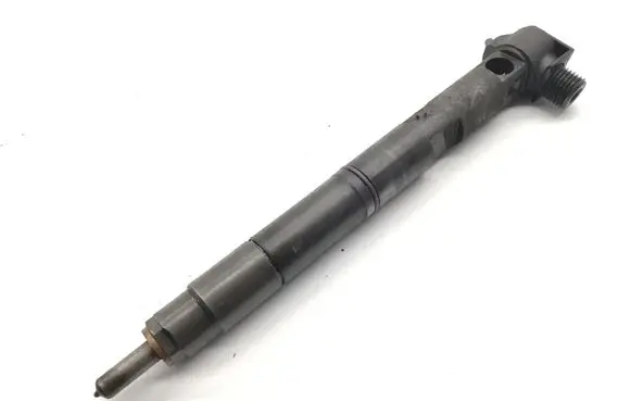 KIA Ceed Fuel injector 338002A780