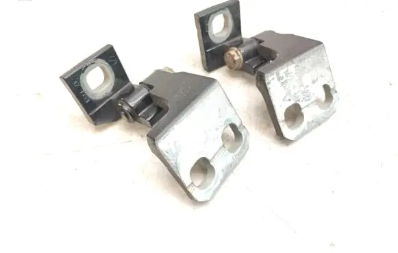 Maserati Ghibli Front door hinge set A048903 A048900