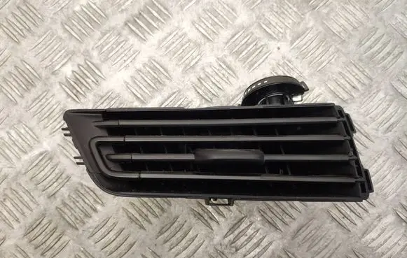 BMW X5 G05 Dashboard side air vent grill/cover trim 21828910