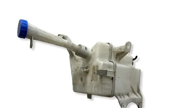 Toyota Avensis T270 Windshield washer fluid reservoir/tank 1006092
