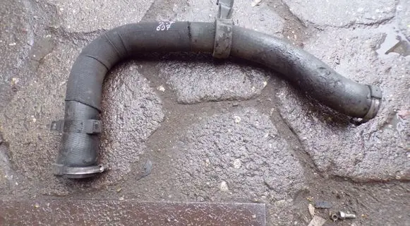 Peugeot 607 Intercooler hose/pipe