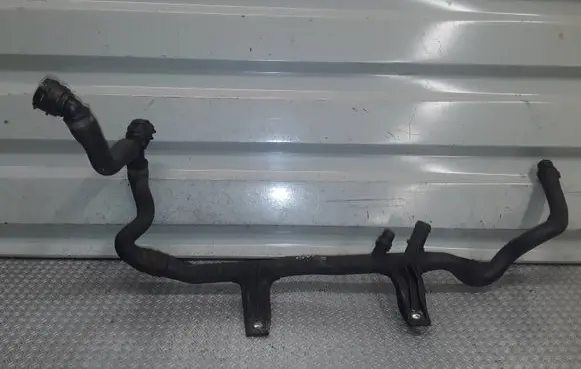 BMW 1 E81 E87 Engine coolant pipe/hose 7526915