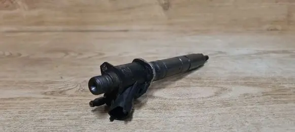 Volvo V70 Fuel injector 31272690