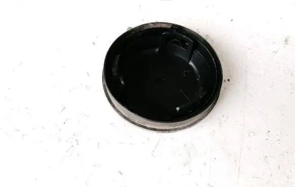 Headlight/headlamp dust cover