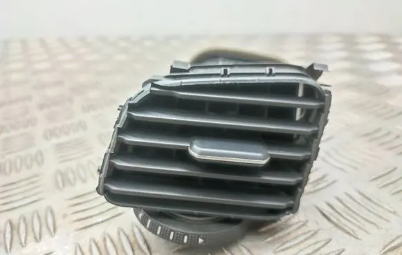 Volkswagen Golf VII Dashboard side air vent grill/cover trim 5G1819709B