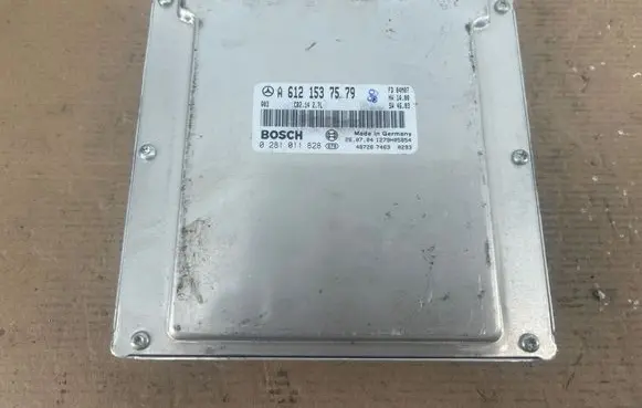 Mercedes-Benz C W203 Engine control unit/module A6121537579 1279H05854 0281011828