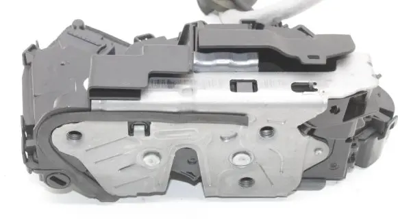 Audi A1 Rear door lock 5TA839016P