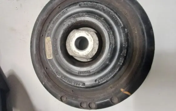 Renault Trafic III (X82) Crankshaft pulley 123032762R