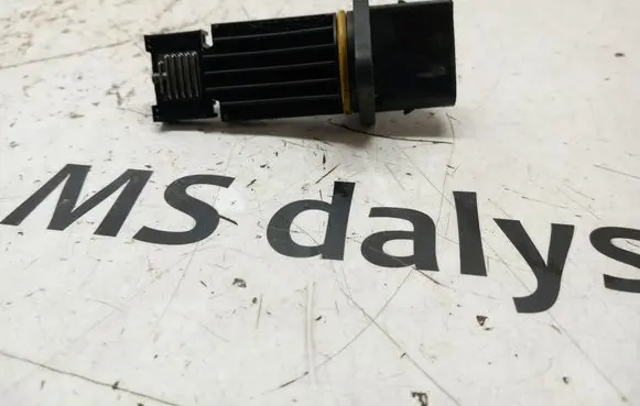 Mercedes-Benz ML W163 Mass air flow meter A6110940048 6110940048