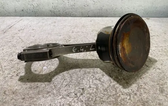 Dodge Challenger Piston with connecting rod